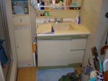 省スペースで収納たっぶり 省スペースで収納たっぶり